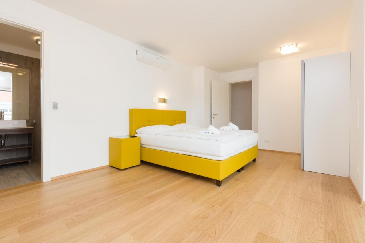 Central Riverside Residences Vienna Esterno foto